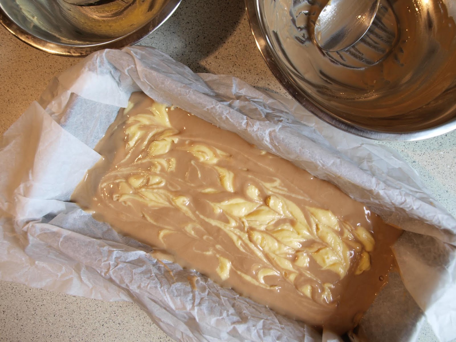 marmurinis pieniško šokolado keksas paruoštas kepimui