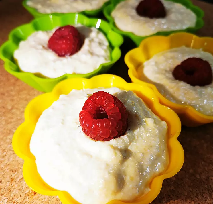 keto raspberry cupcakes in molds