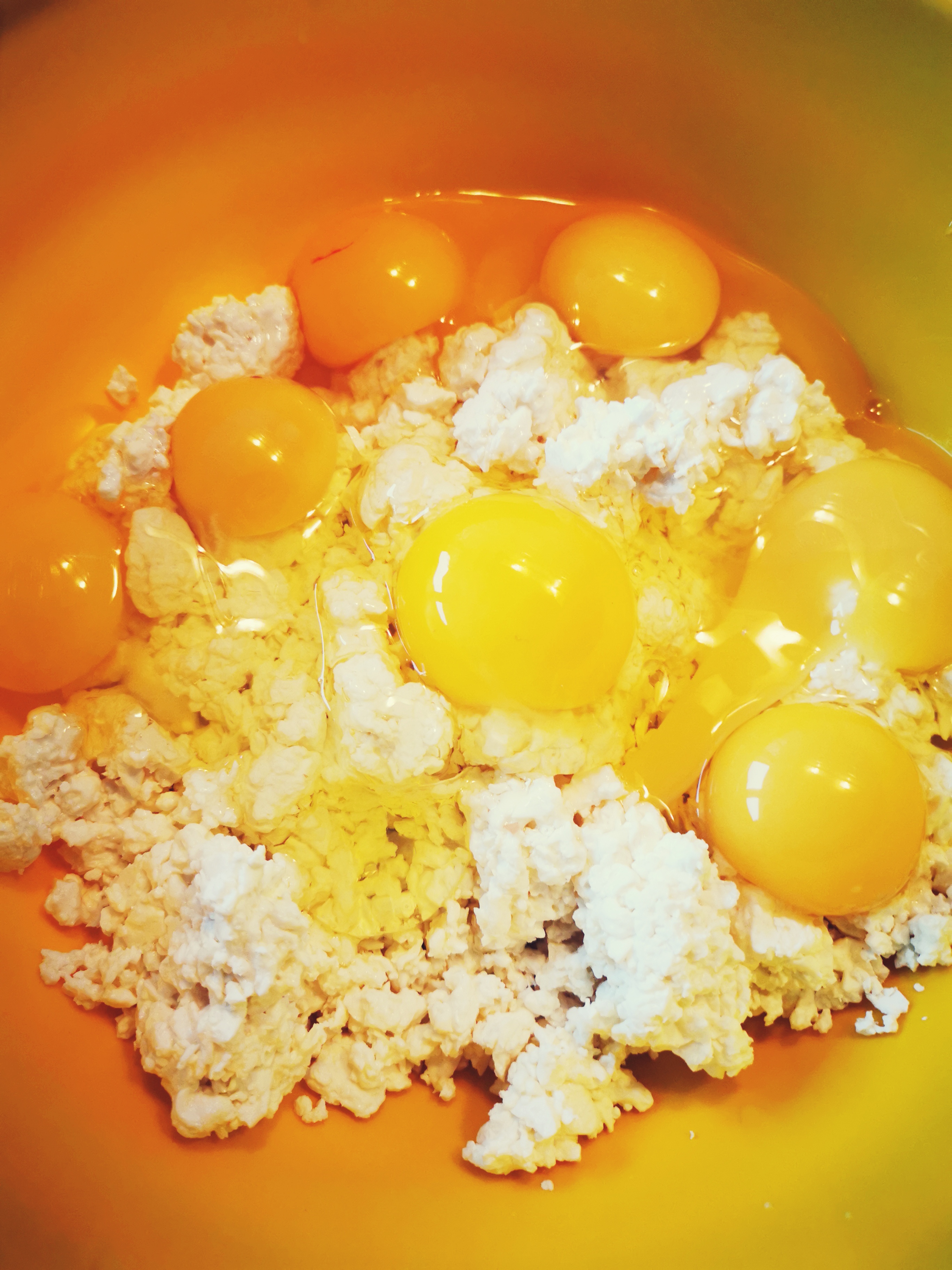 mix eggs curd almond flour for curd pudding