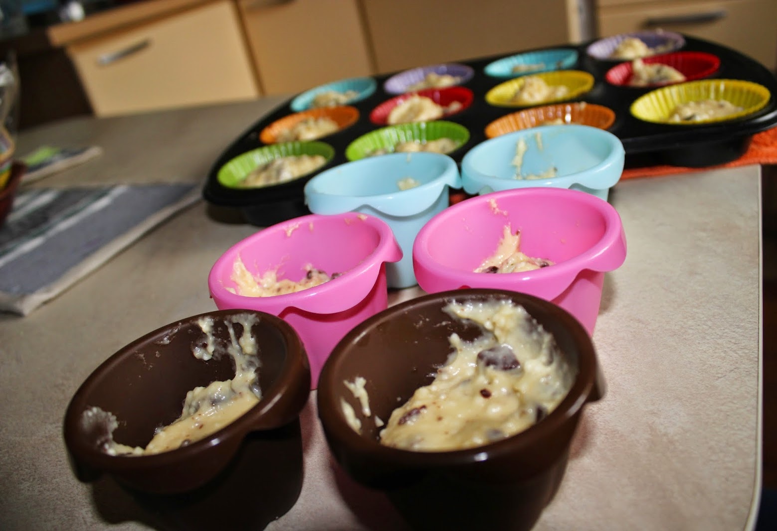 keksiukų tešla keksiukų formelėse