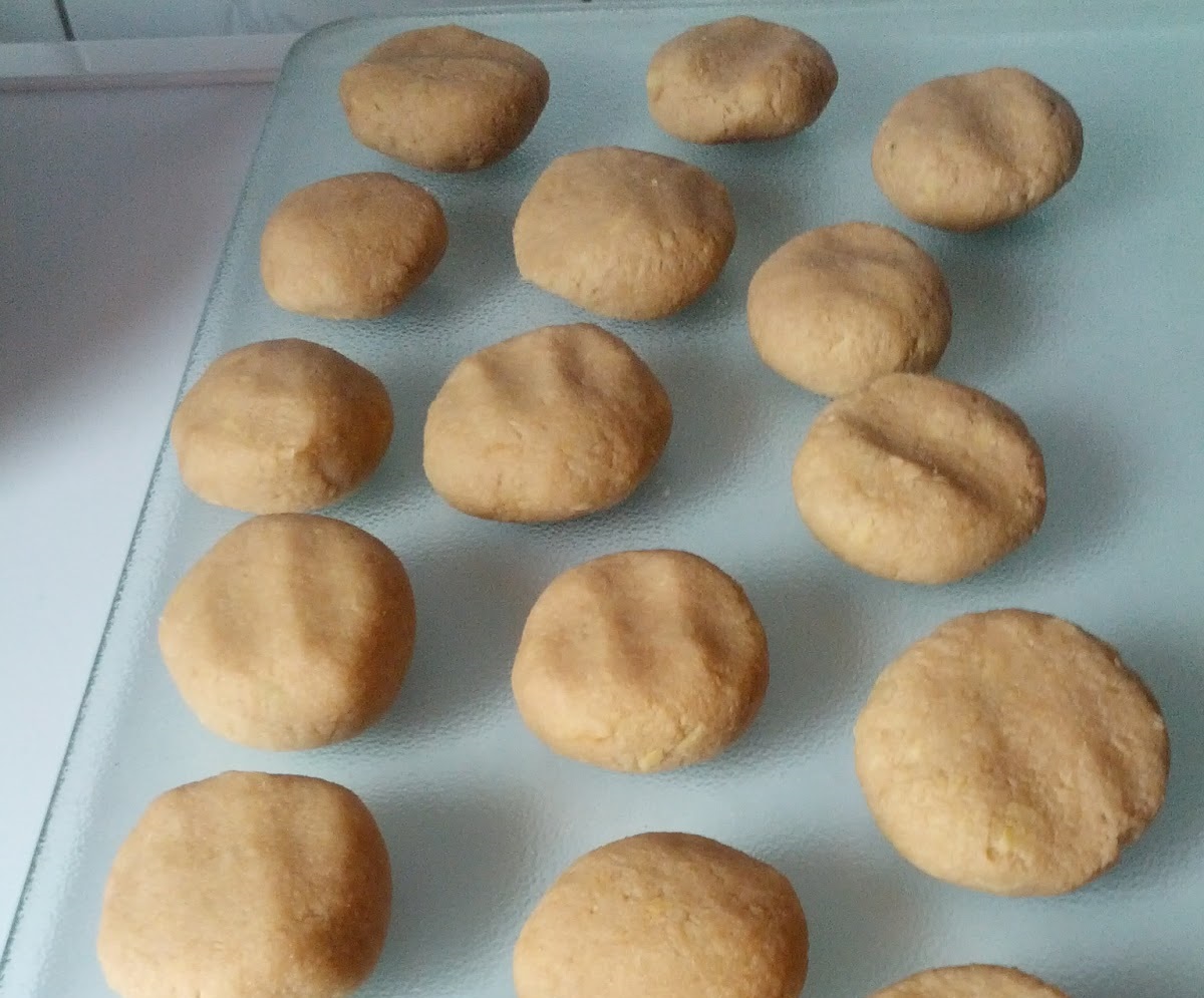 suformuoti bulvių dubenėliai