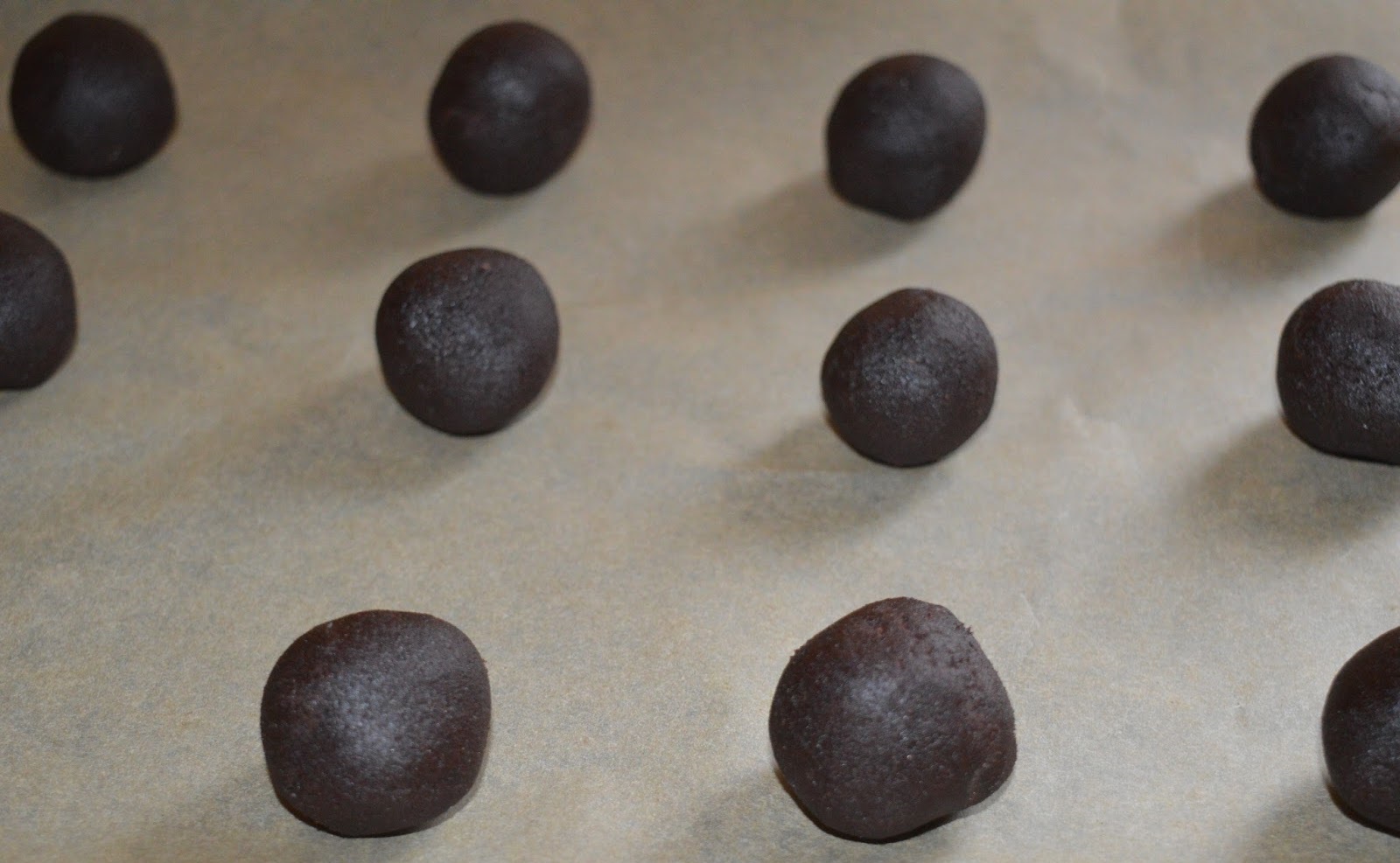 suformuoti šokoladiniai sausainiai