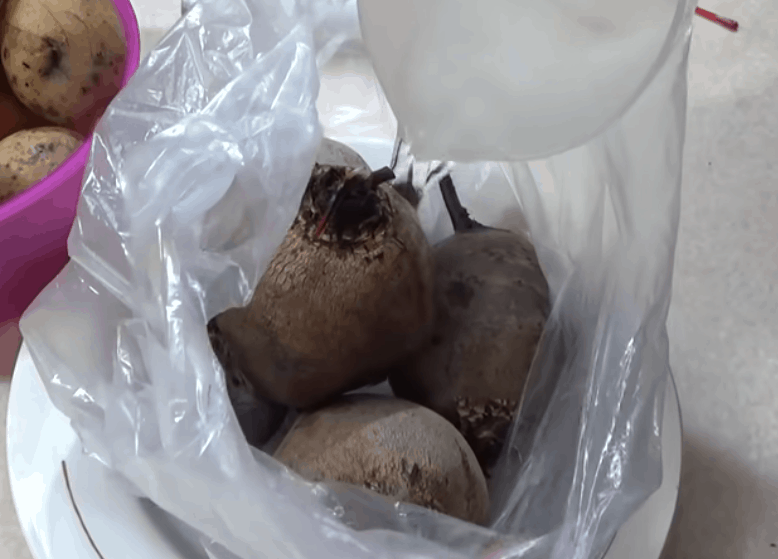 burokėliai su vandeniu