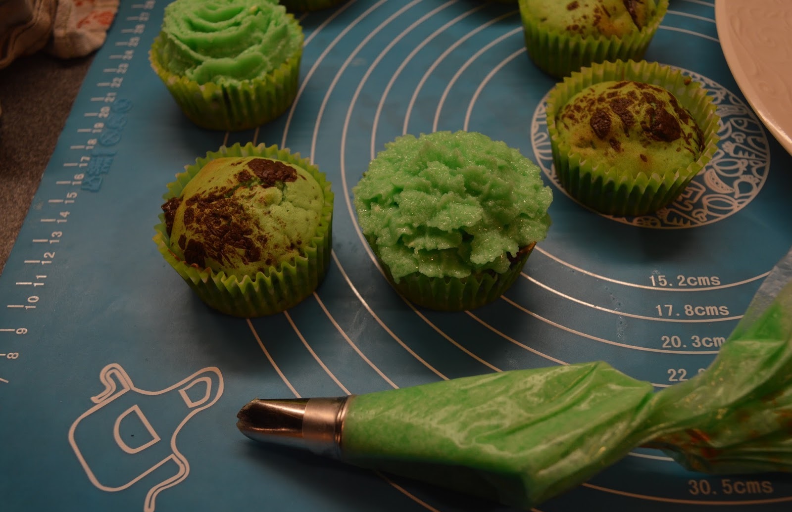 mėtiniai keksiukai kremas