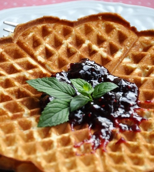 čirviniai blynai su uogiene