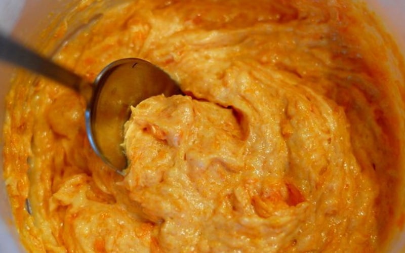 moliūgų pyrago tešla su moliūgo gabaliukais