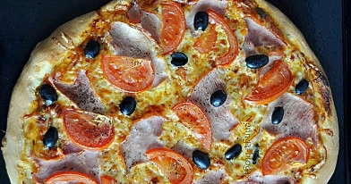 Pizza / Pica su kumpiu