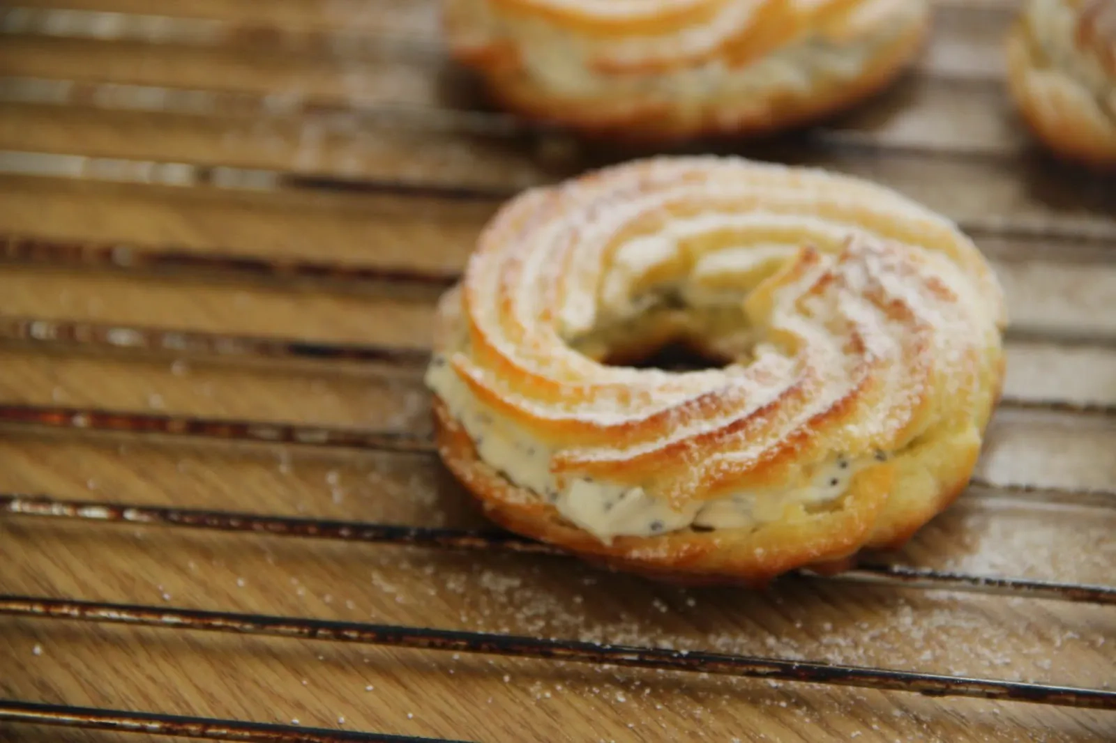 Plikytos tešlos riestės - pyragaičiai su maskarponės sūrio įdaru