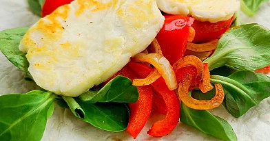 Greita vakarienė: Halloumi sūrio fajitos