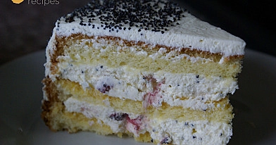 Tortas "Puriena" su maskarponės sūrio-grietinėlės kremu ir spanguolėmis