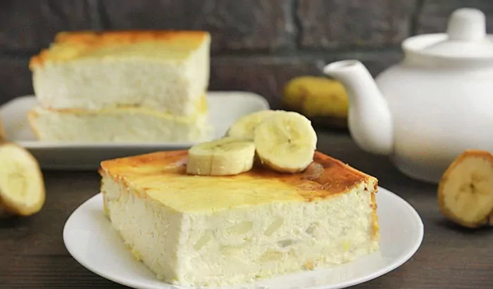 Zapiekanka twarogowa z bananem