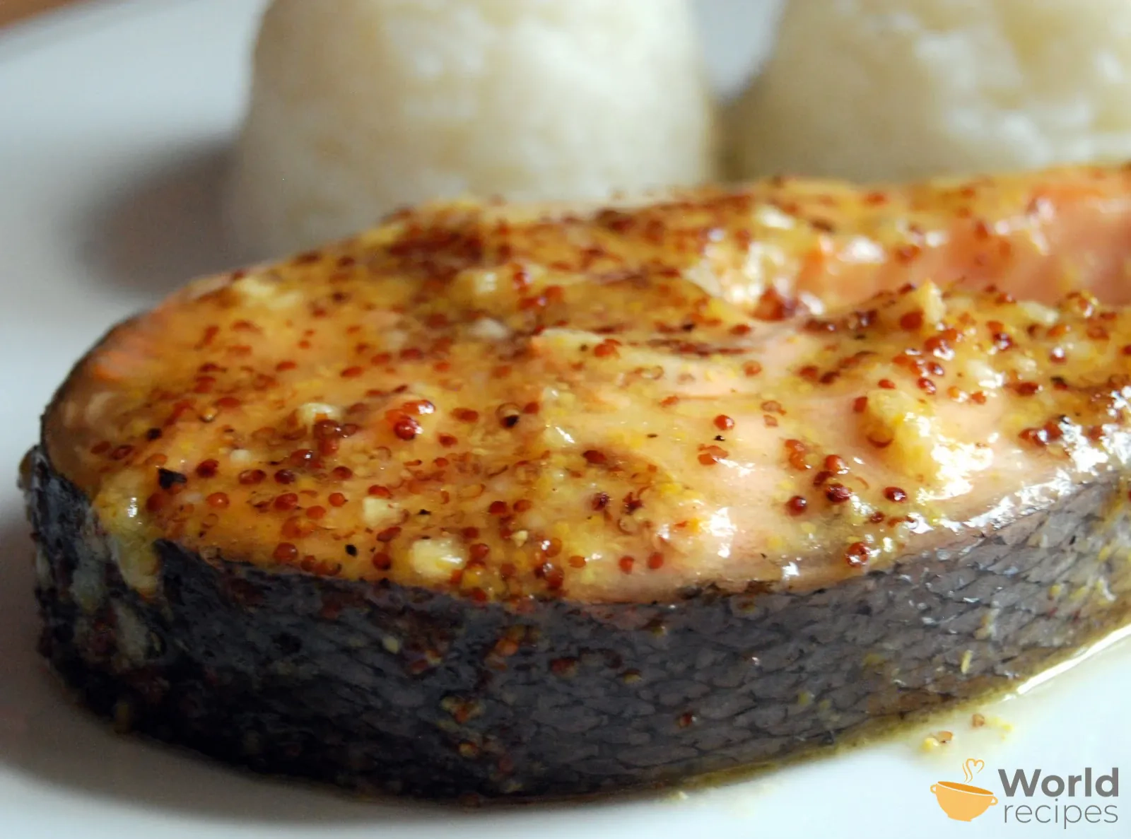 Orkaitėje kepta lašiša medaus ir garstyčių marinate - padaže