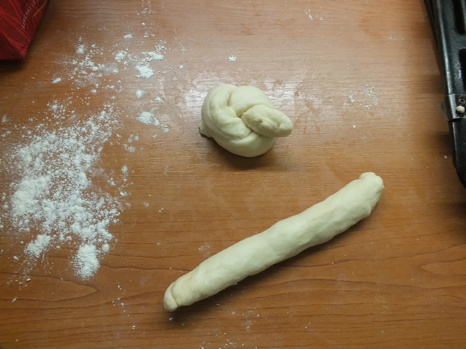 Mielinės tešlos bandelės su cinamonu