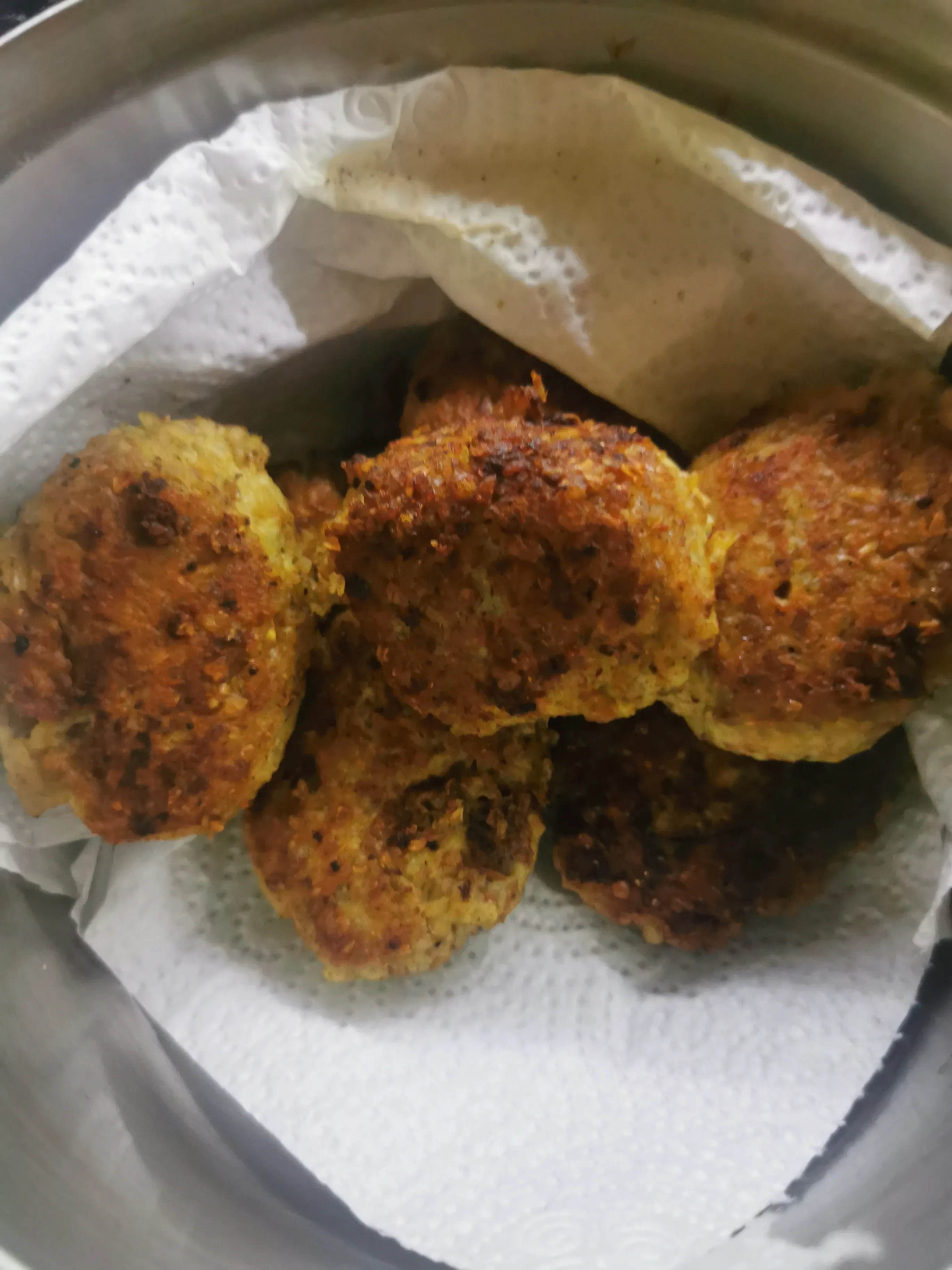 Kalakutienos (arba vištienos) ir grikių kotletai