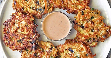 Greiti, vegetariški kopūstų blyneliai, kepti keptuvėje