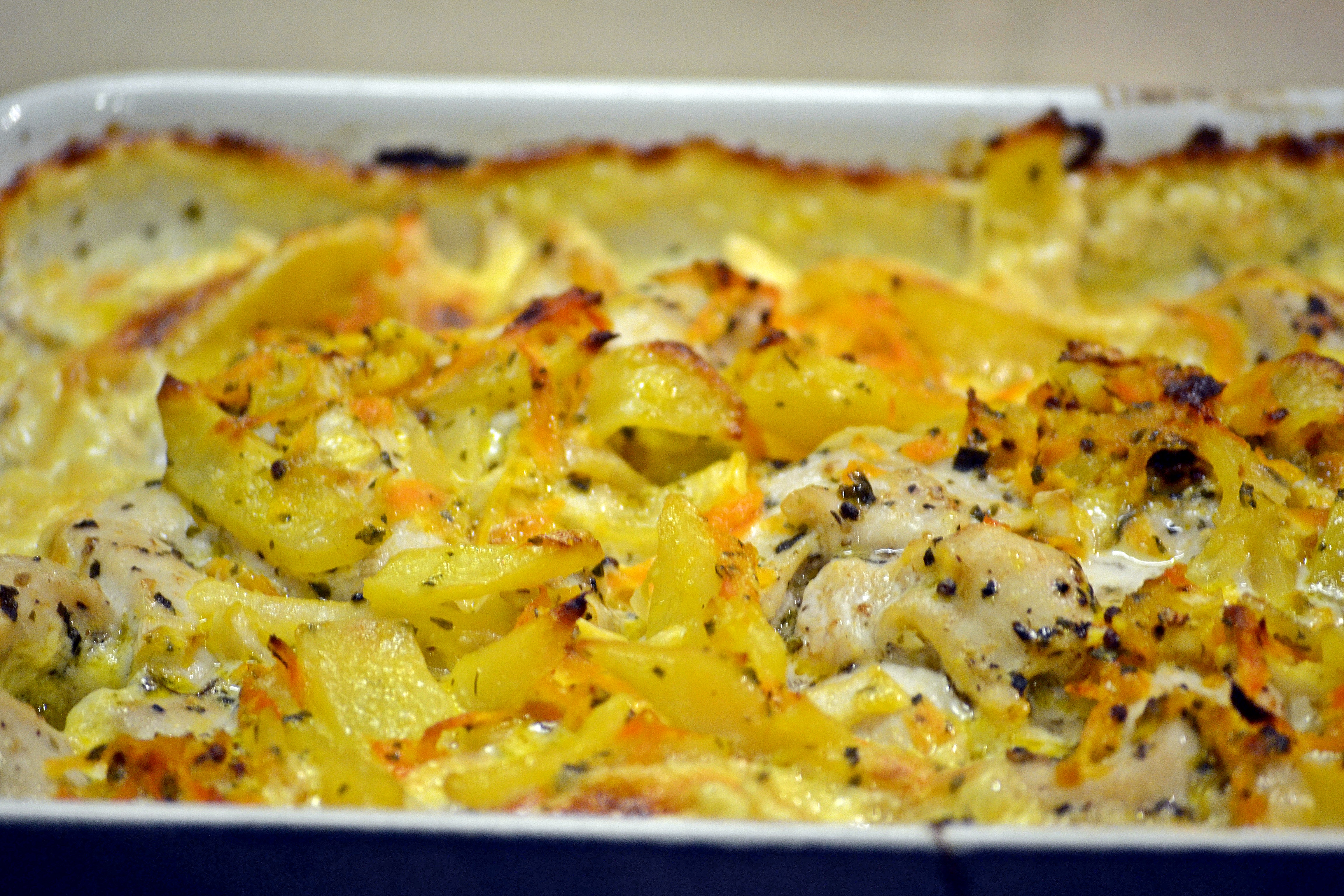 iškeptas vištienos apkepas - troškinys su grietinėle