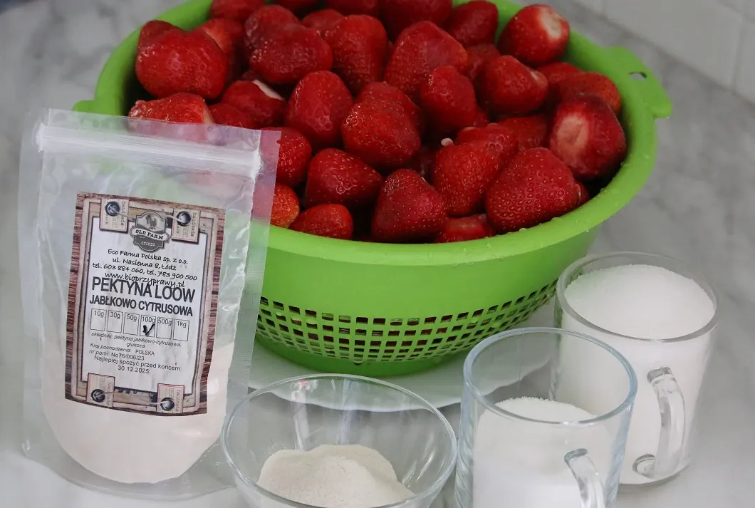 Najlepszy dżem truskawkowy mnóstwo owoców z pektyną jabłkowo cytrynową niskosłodzony