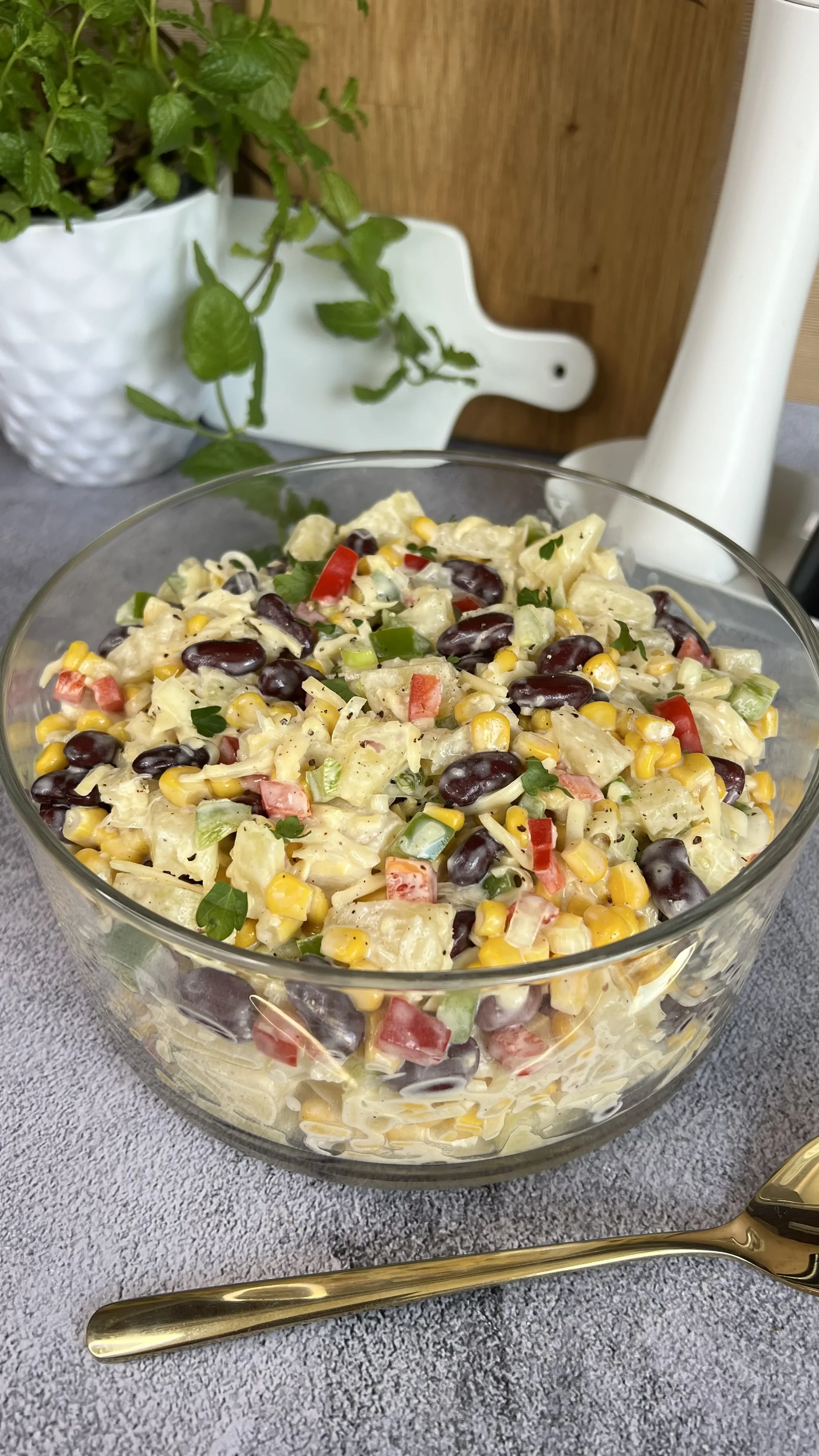 Błyskawiczna, kolorowa sałatka meksykańska