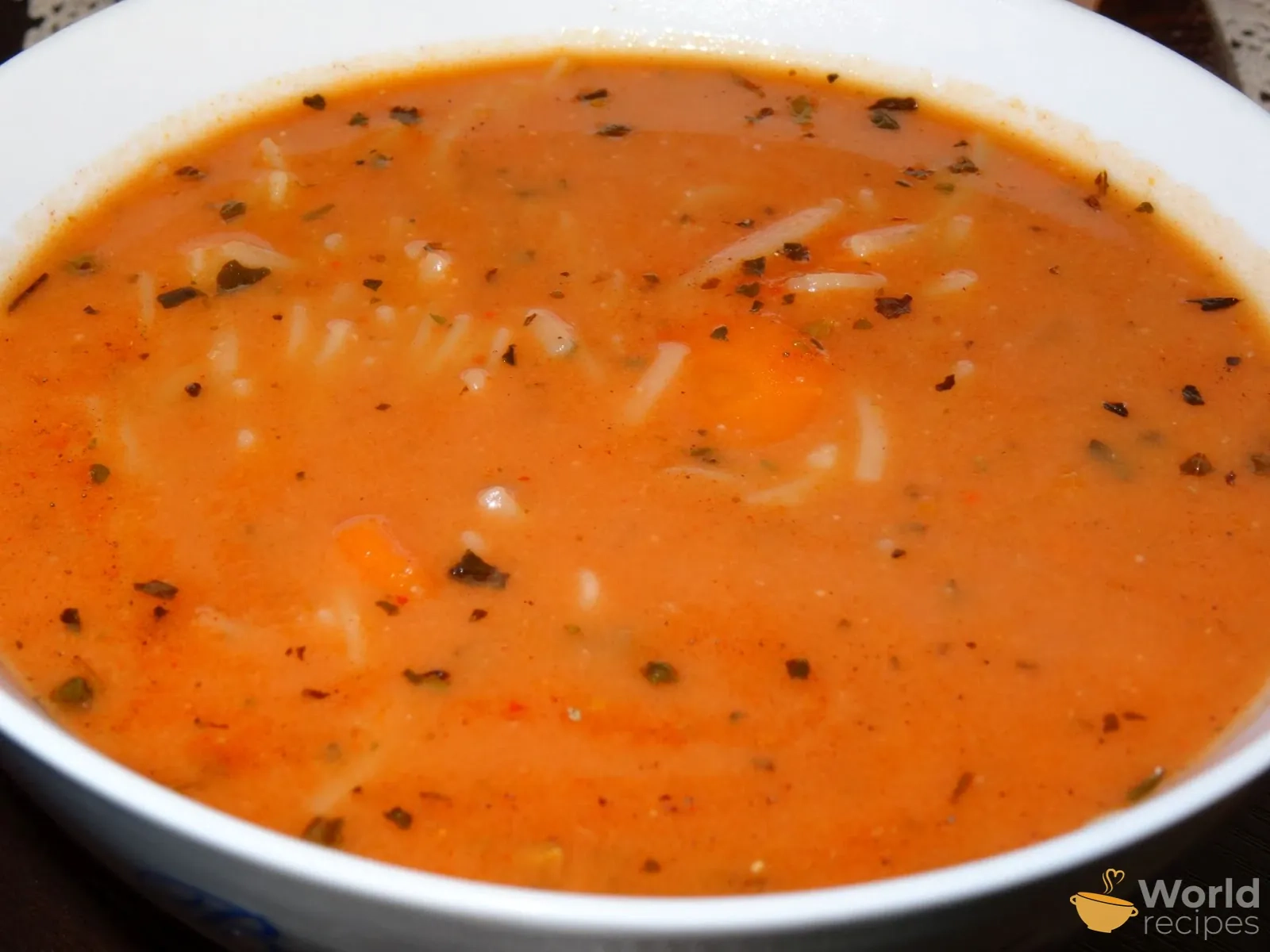 Zupa pomidorowa inna niż wszystkie, pyszna i aromatyczna