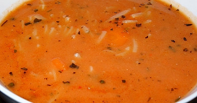 Zupa pomidorowa inna niż wszystkie, pyszna i aromatyczna