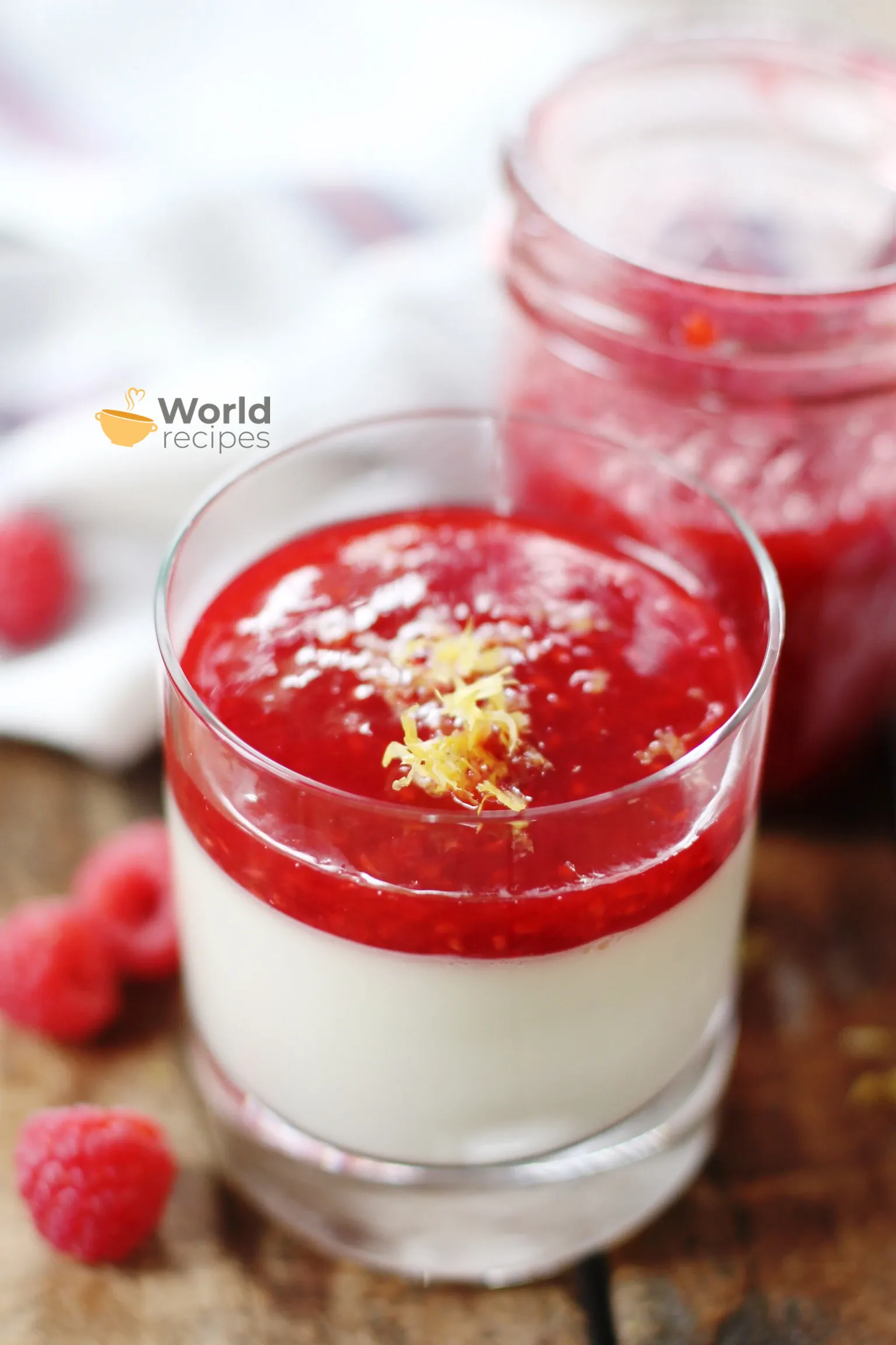 Panna Cotta mit Himbeergrütze
