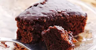 Šokoladinis burokėlių pyragas be įprastinių miltų