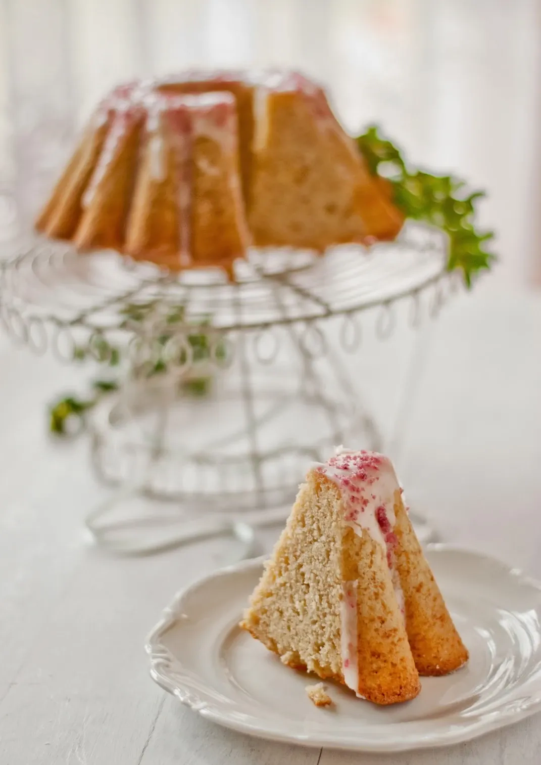 Cytrynowa babka jogurtowa z lukrem