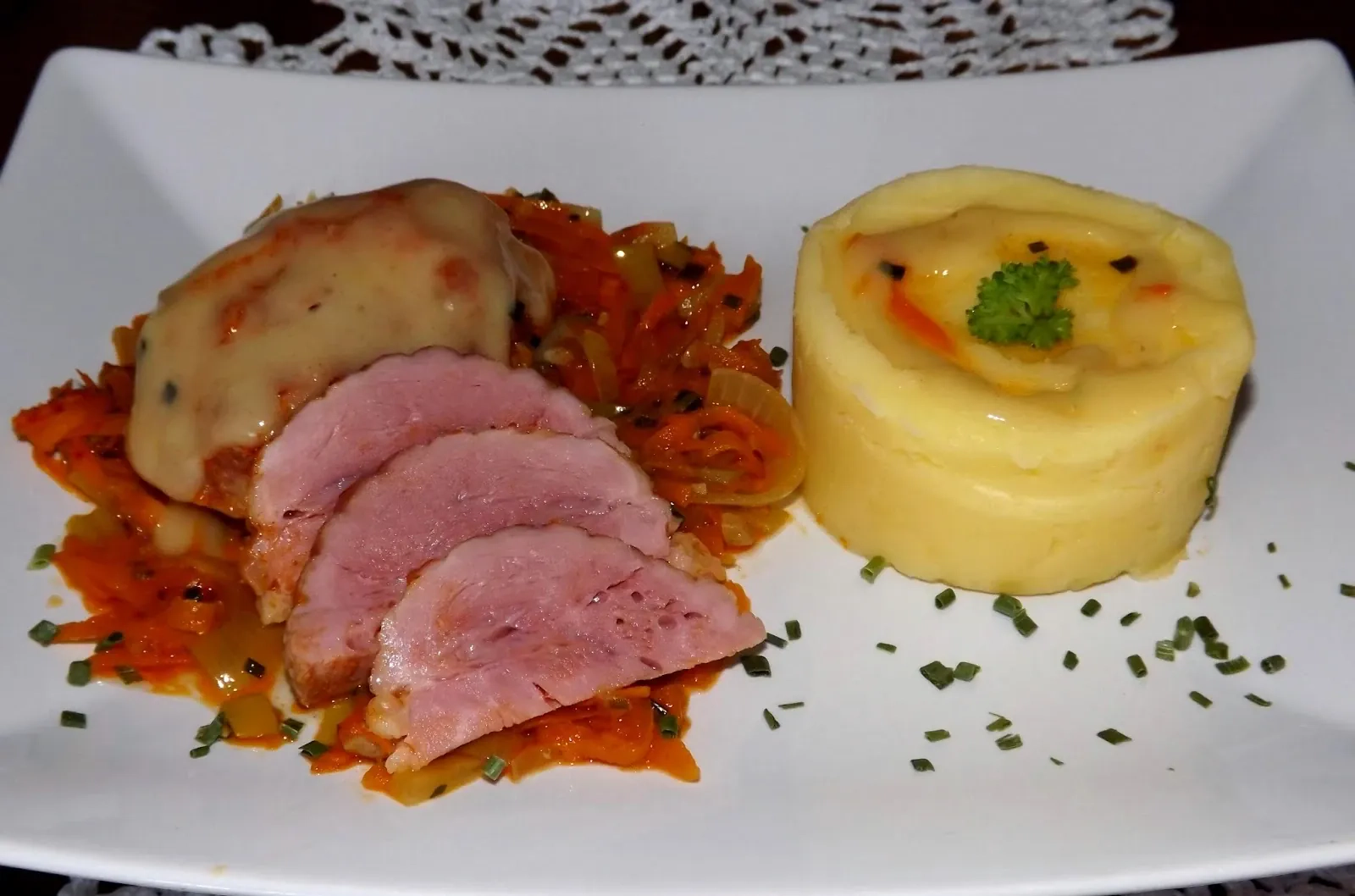 Golonka z sosem musztardowym