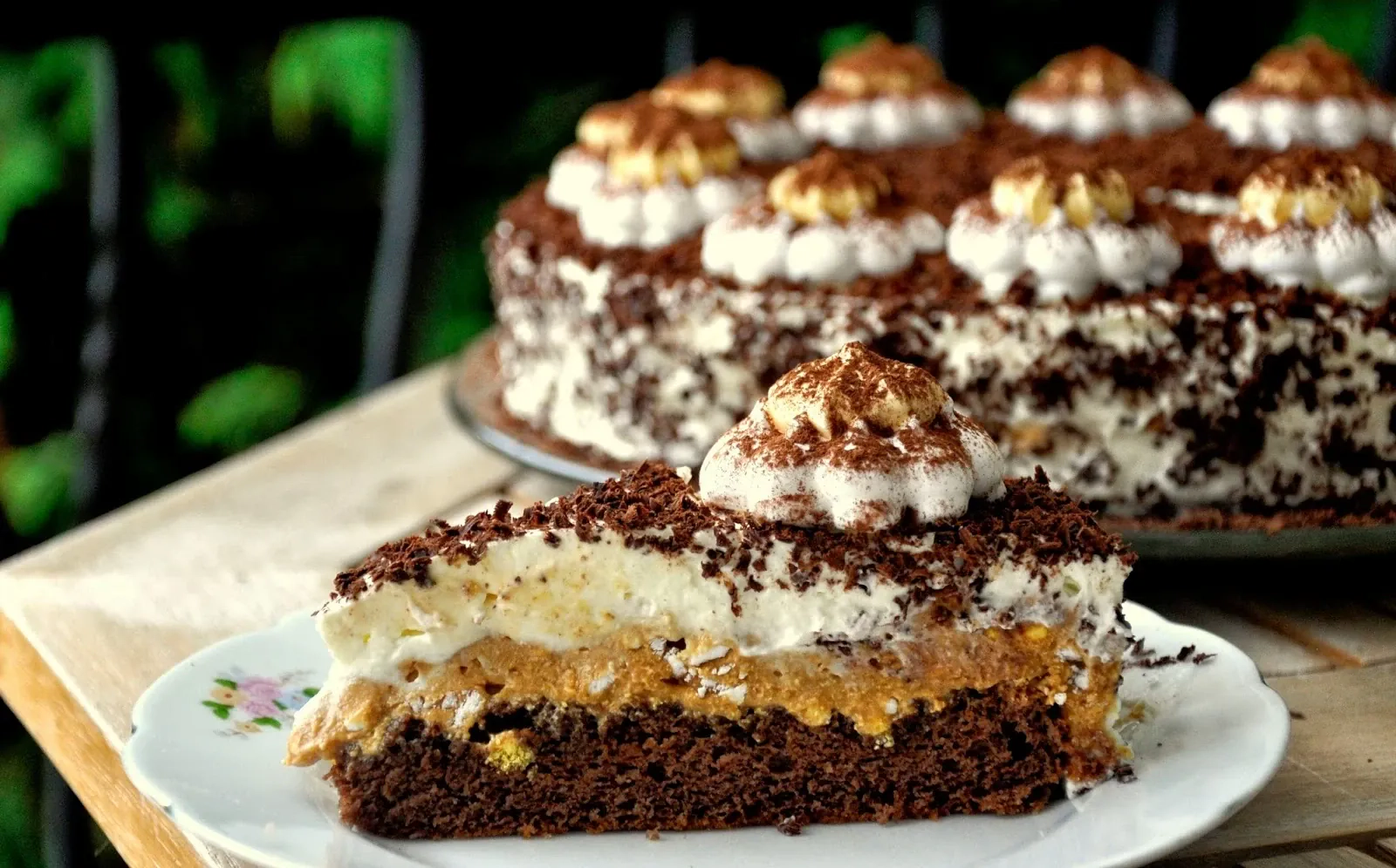 Tort alpejski z masą śmietanową Tort alpejski z masą śmietanową