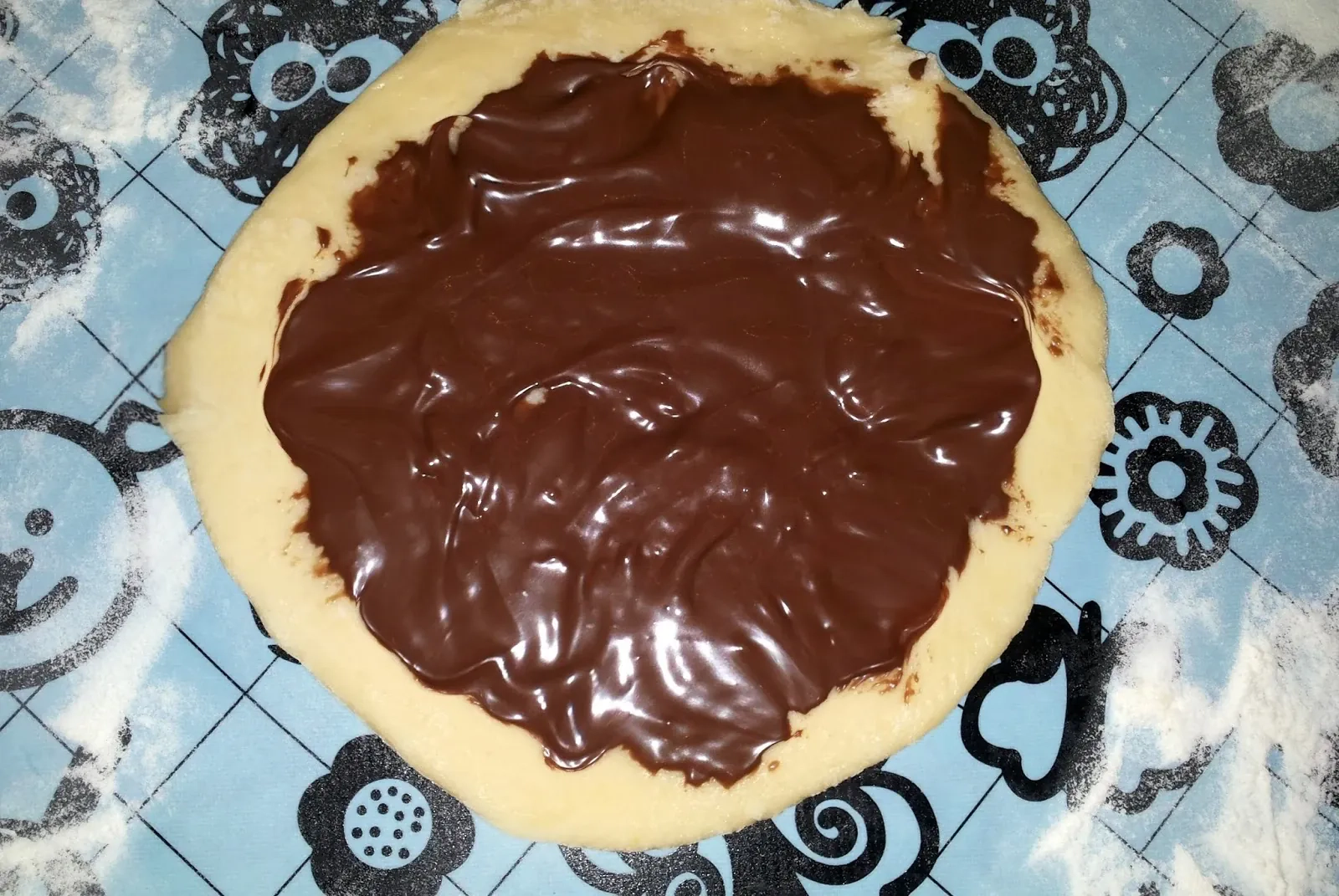 Słoneczne drożdżówki z marmoladą