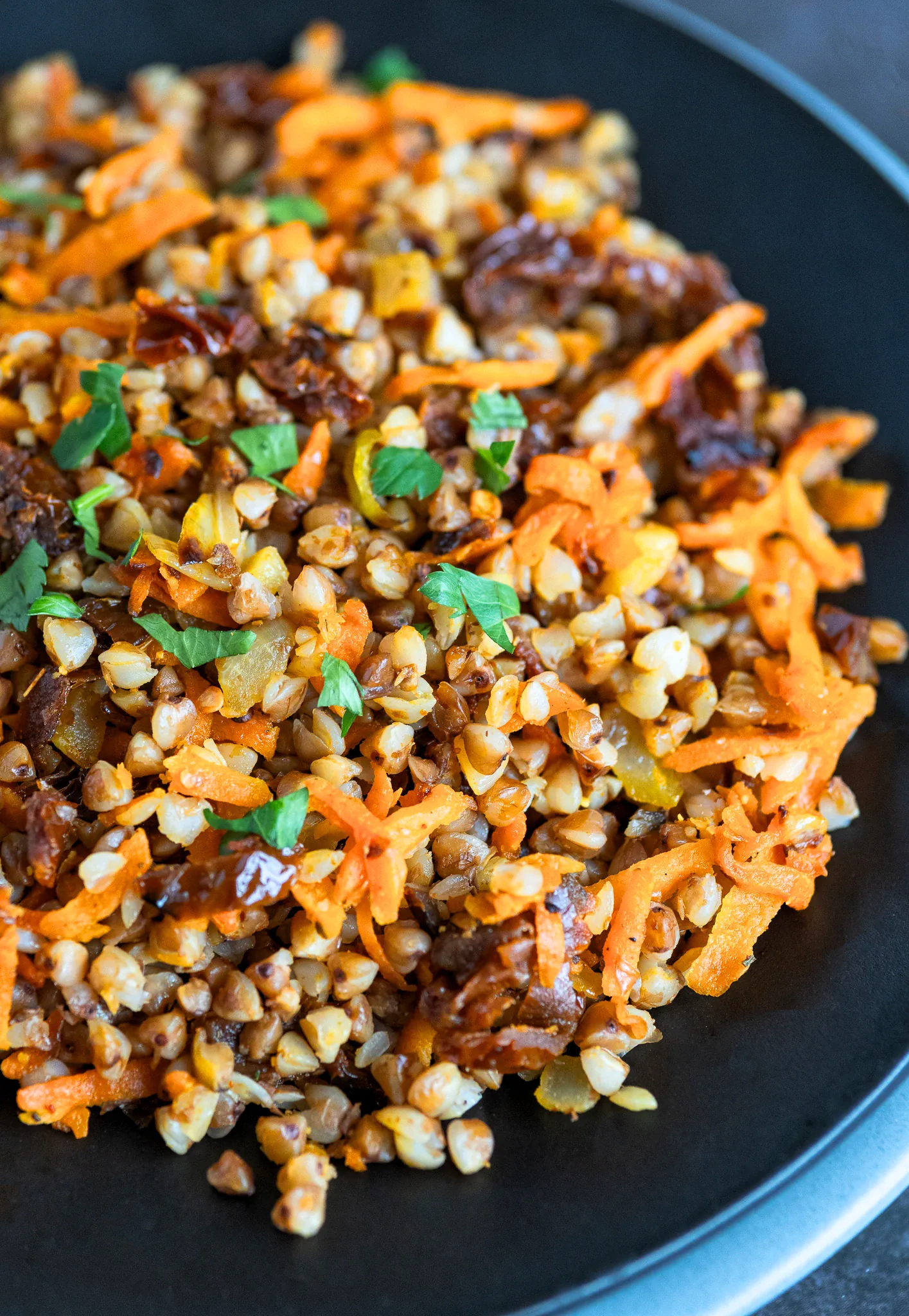 Kepti grikiai su daržovėmis