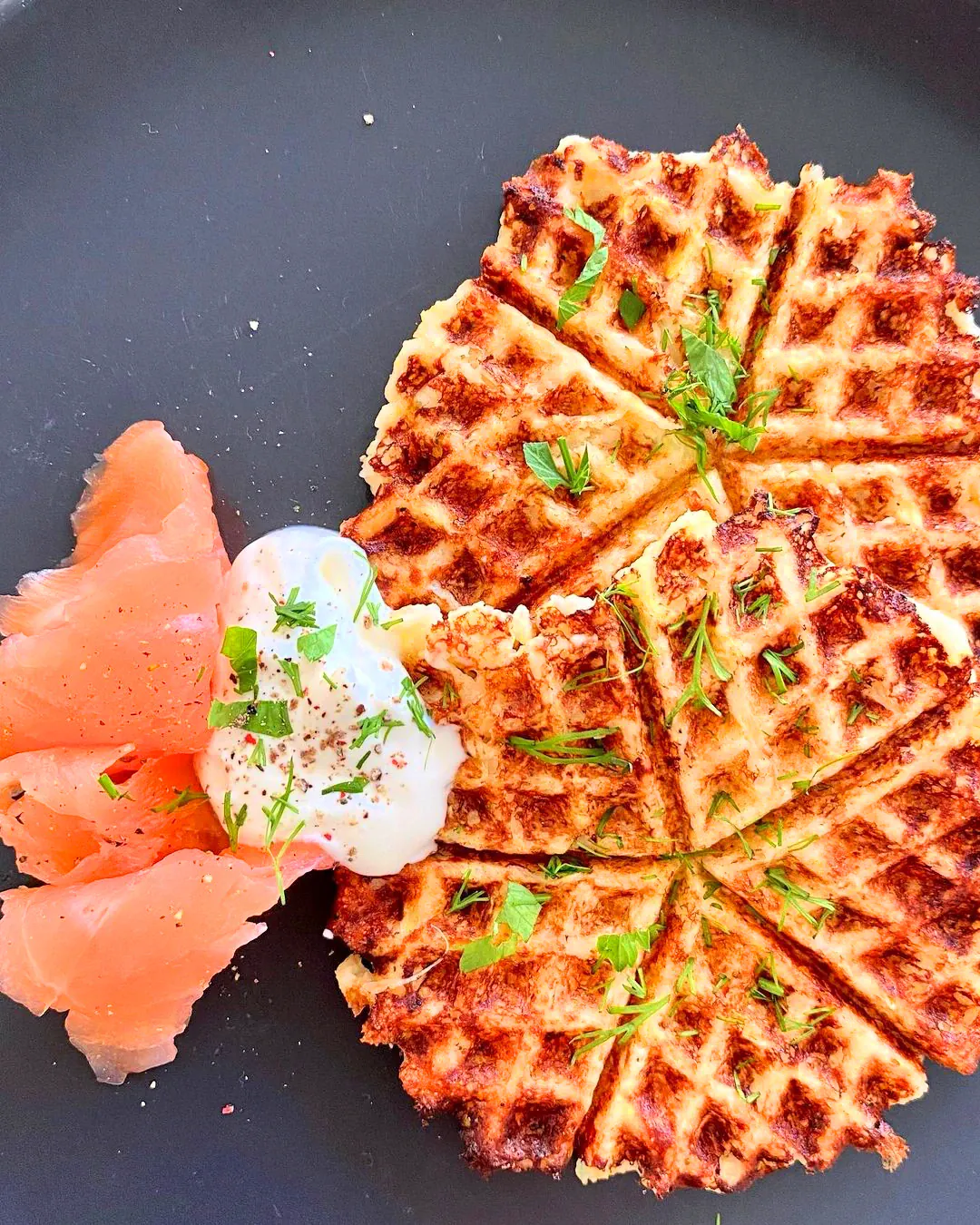 Pikantiški čirviniai cukinijų blynai su sūriu