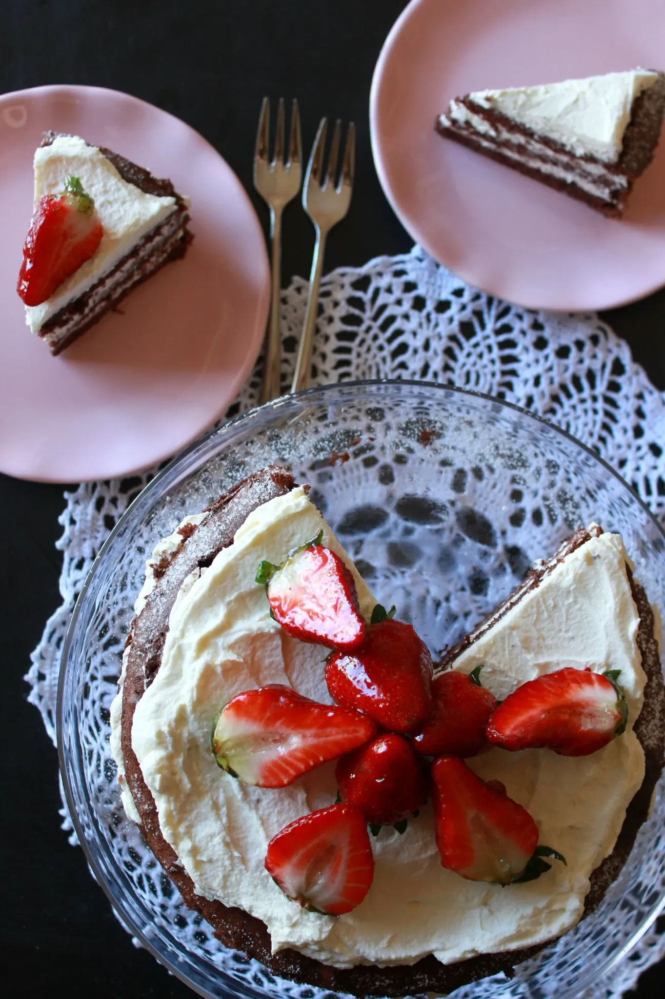 Paprastas tortas su braškėmis ir maskarpone