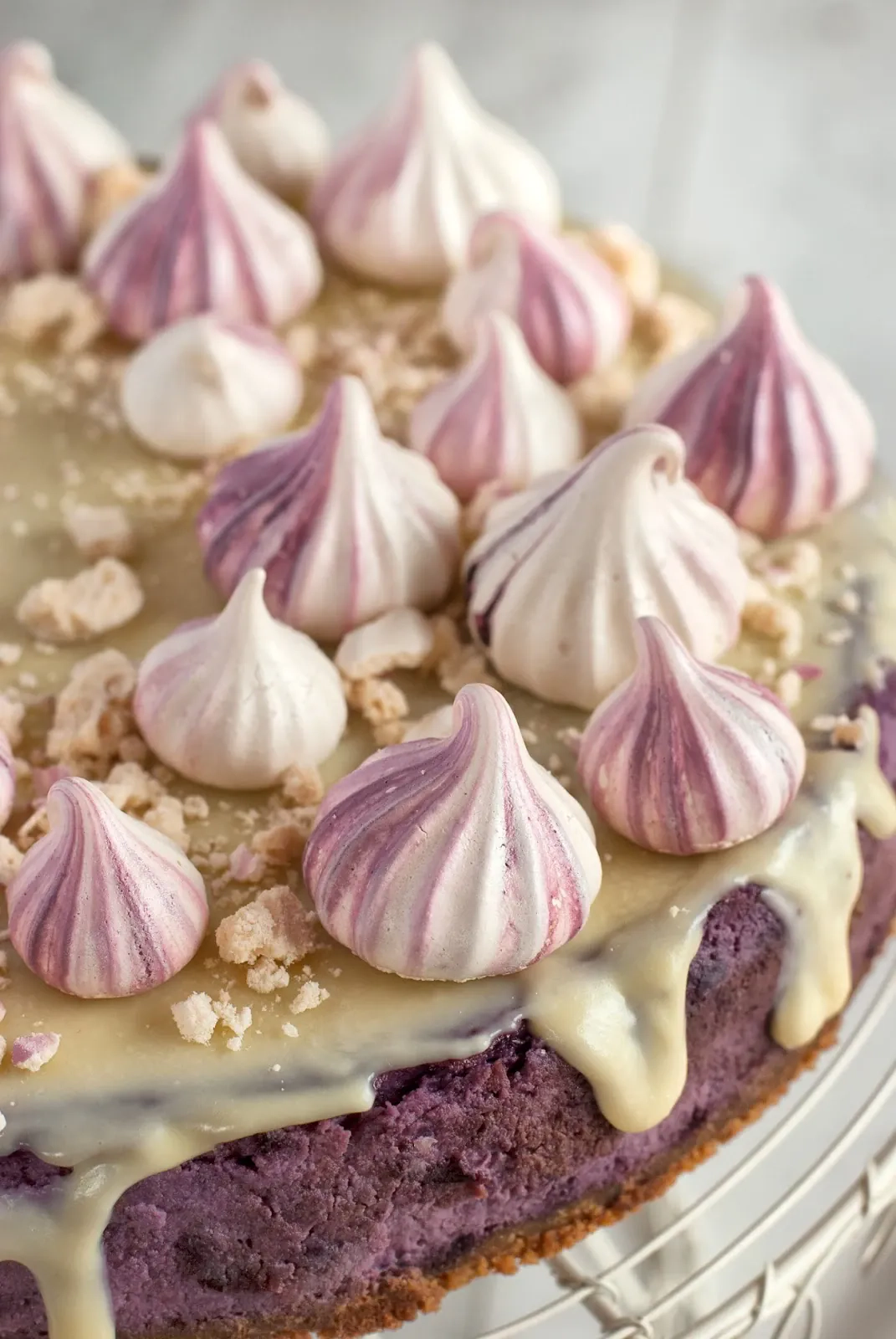 Sernik jagodowy z polewą z białej czekolady Sernik jagodowy z polewą z białej czekolady