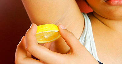 Ar kada bandėte savo pažastis patepti citrinos sultimis? Sužinokite, kokį poveikį jums tai suteiks!