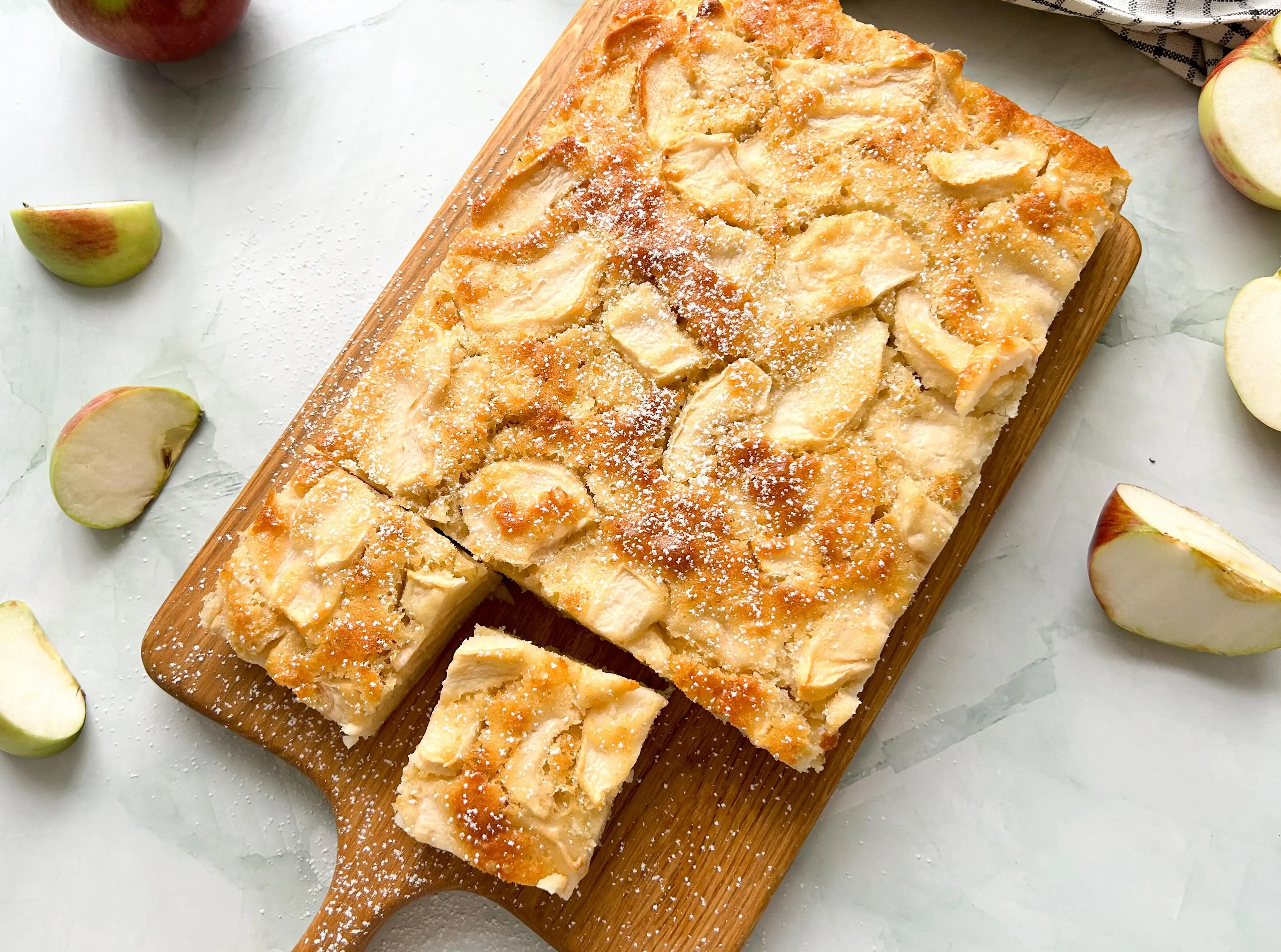 Pasakiškas obuolių pyragas, su traškia plutele