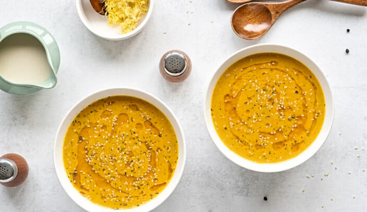 Kreminė morkų sriuba su kokosų pienu