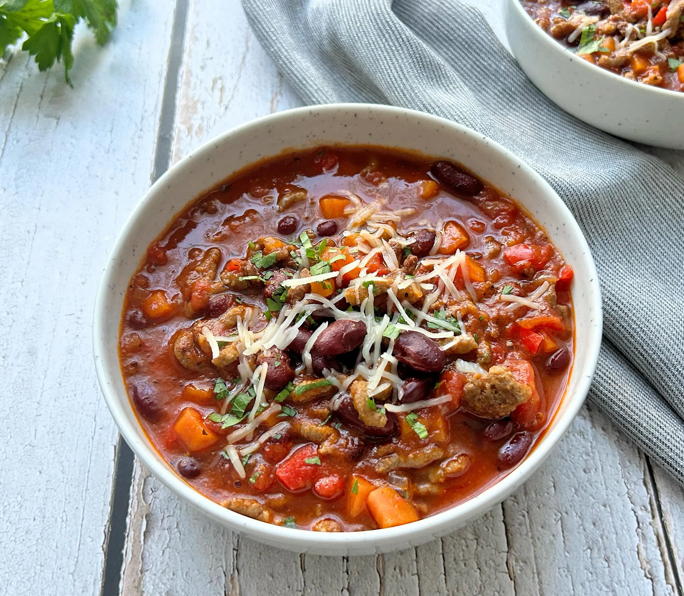 Charčio sriuba su kiaulienos faršu ir pupelėmis