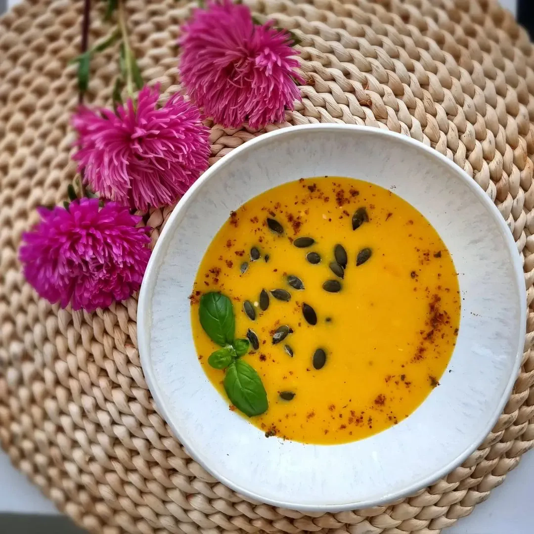 Ķirbju zupa ar krēmsieru