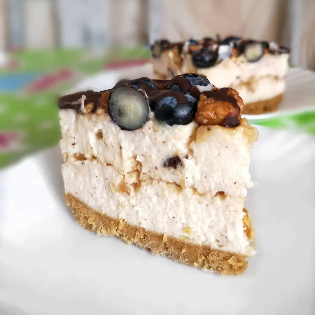 Riešutinis tortas su kokosų kremu be cukraus