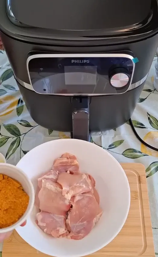 Vienkārši pagatavojams vistas kebabs (air fryer)