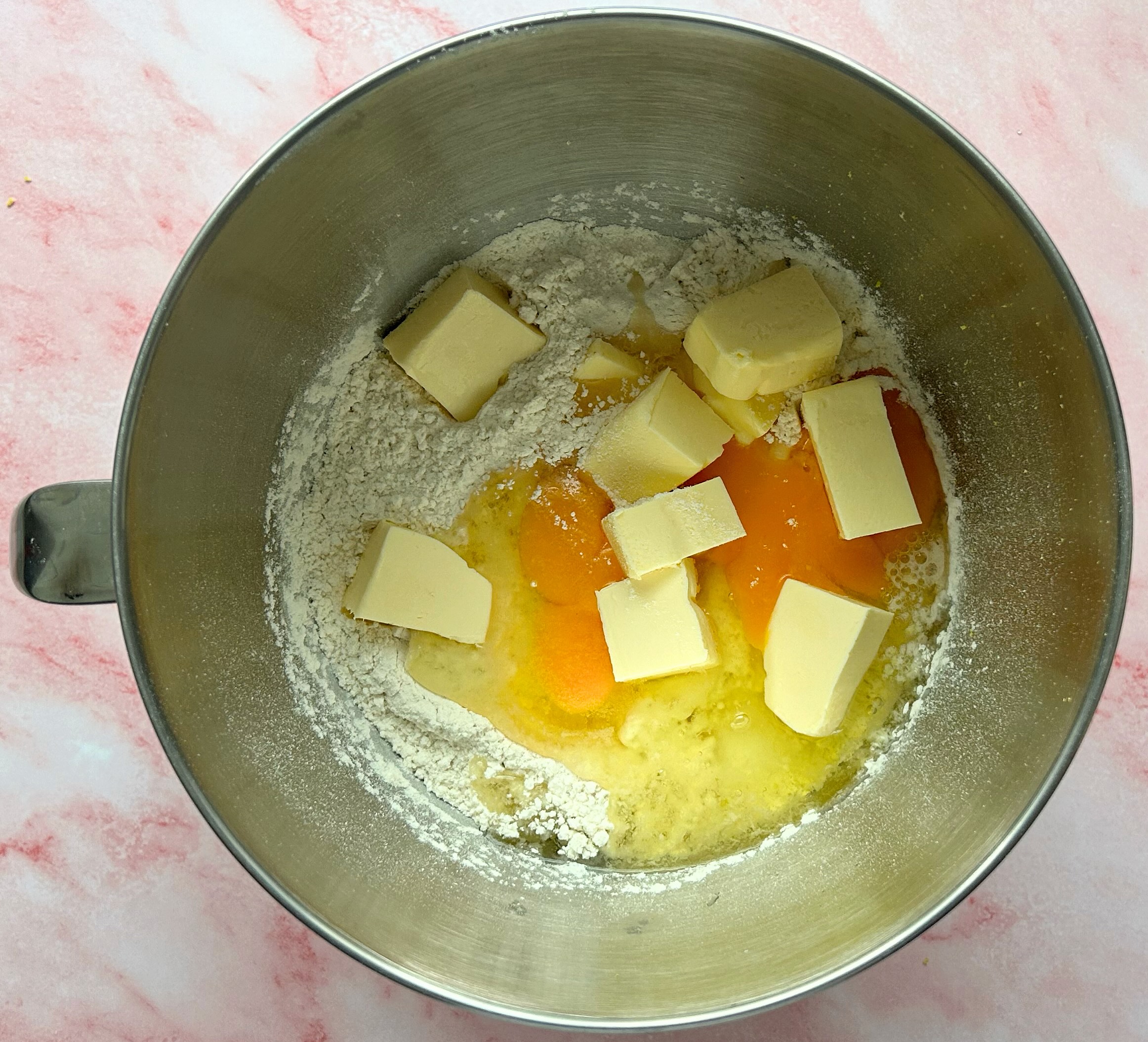 sudėtas minkštas sviestas