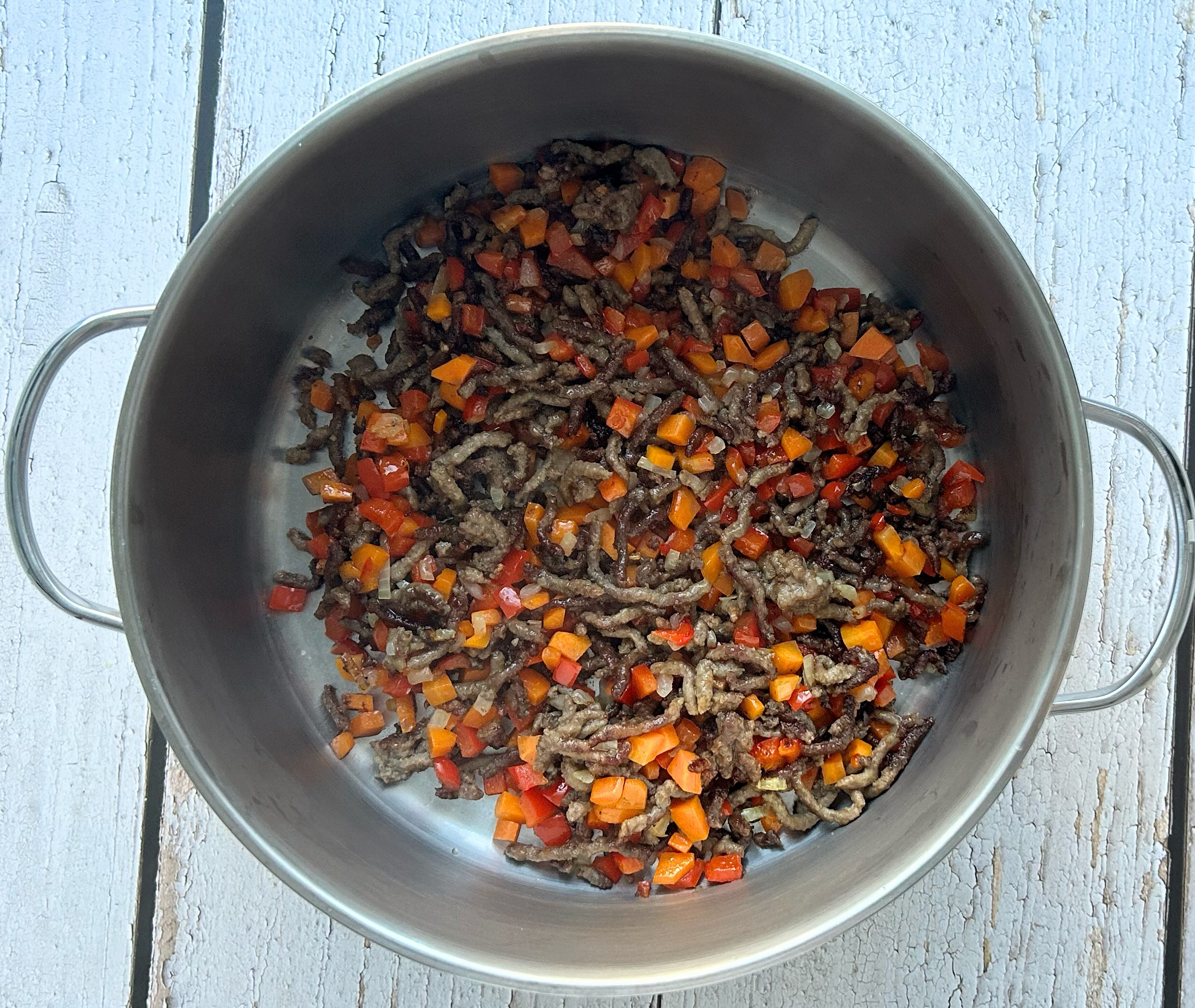 viskas perkelta į puodą