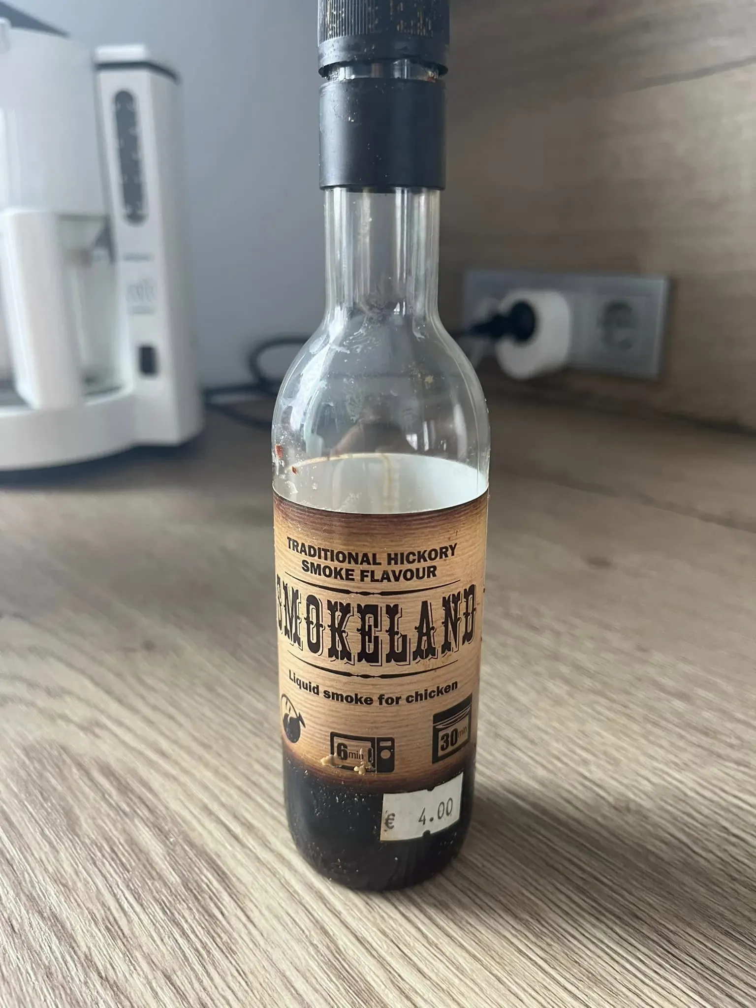 Vytintos dūminės lengvai aštrios kiaulienos juostelės, karšto oro gruzdintuvėje