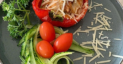 Jautiena ir mocarela įdaryta paprika, karšto oro gruzdintuvėje