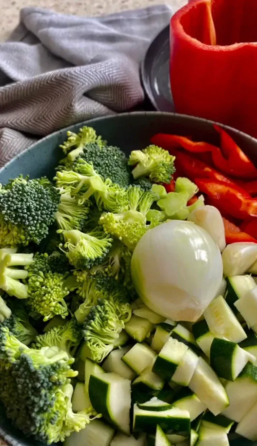 Įdarytos paprikos su grikiais ir daržovėmis