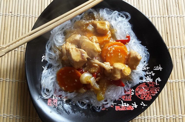 Vištiena su daržovėmis teriyaki padaže