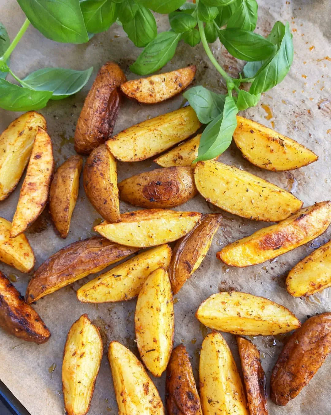 Graikiškos citrininės bulvės, keptos orkaitėje