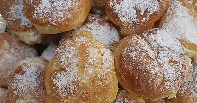 Mielinės obuolių spurgos