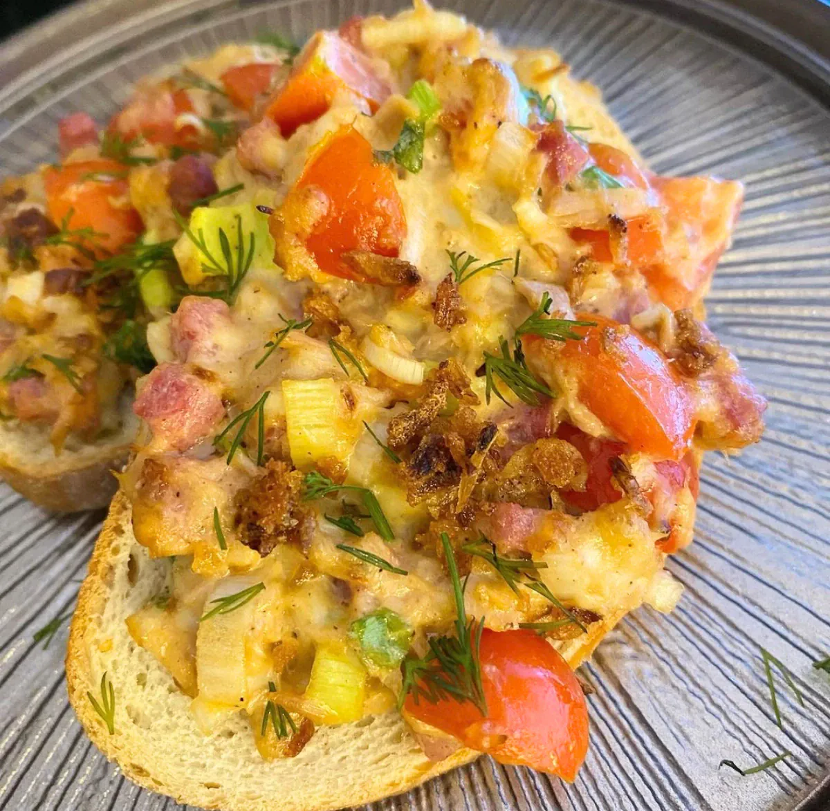 Kepti tuno sumuštiniai su majonezu, orkaitėje